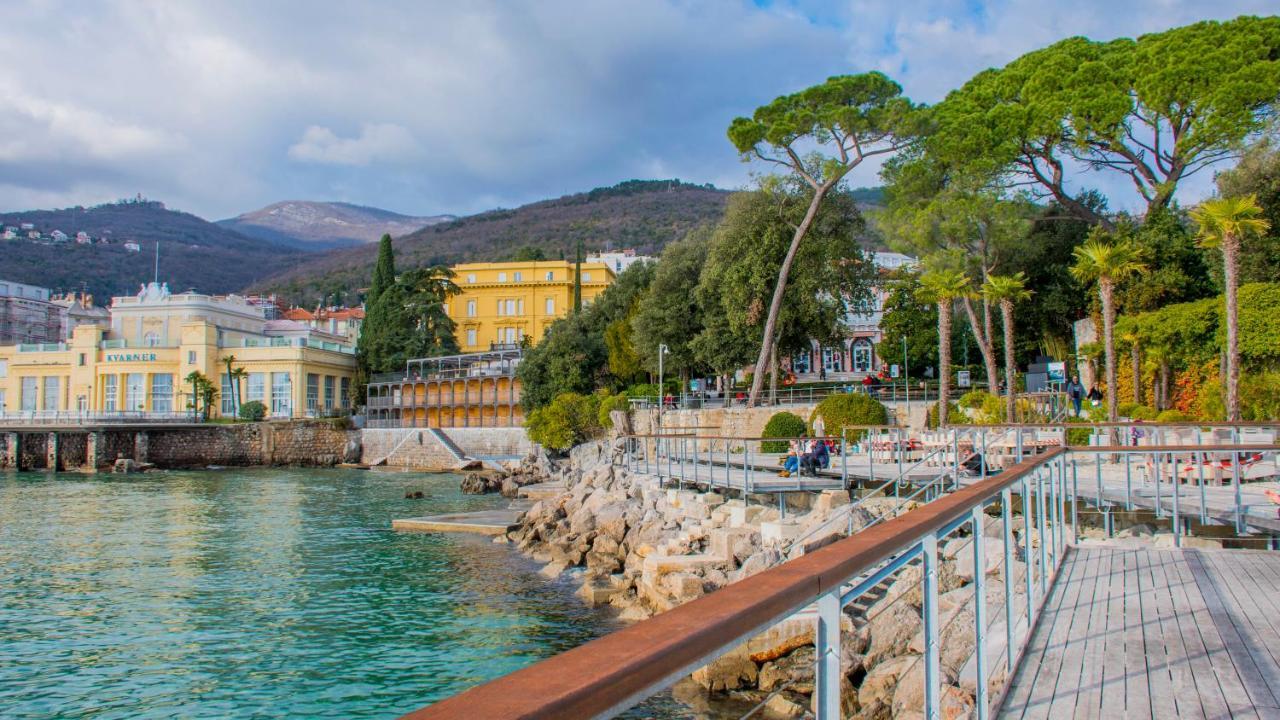 Apartments Anita Near Opatija With Private Parking Matulji Eksteriør billede
