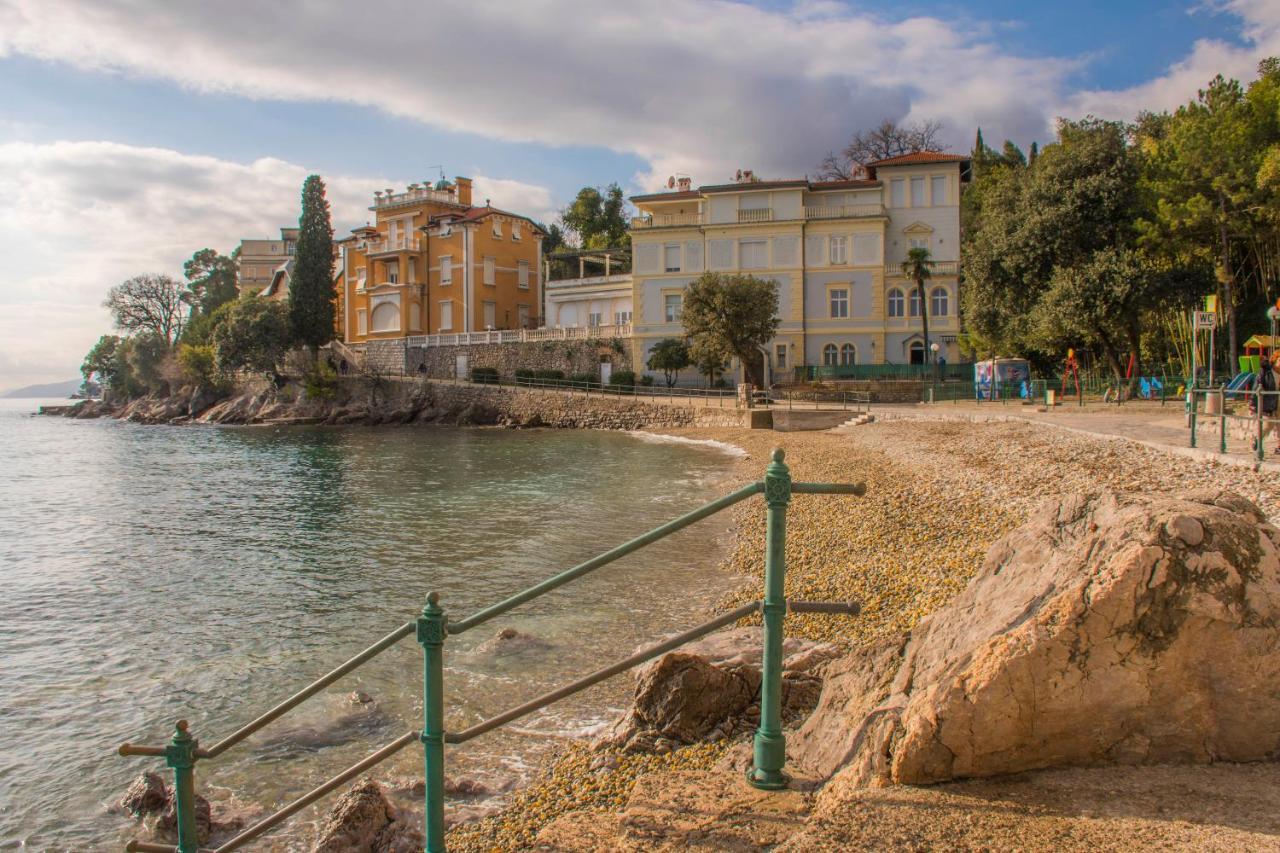Apartments Anita Near Opatija With Private Parking Matulji Eksteriør billede