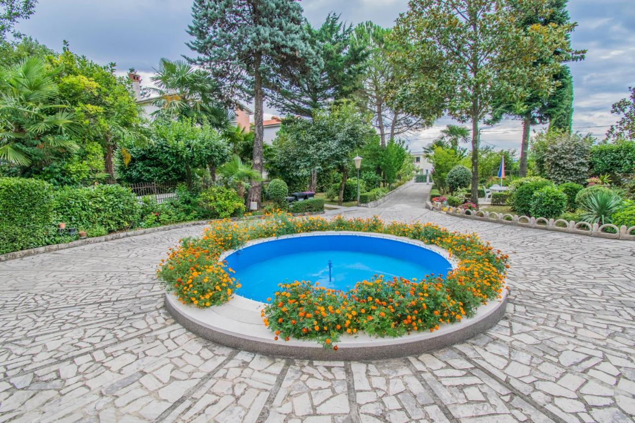 Apartments Anita Near Opatija With Private Parking Matulji Eksteriør billede