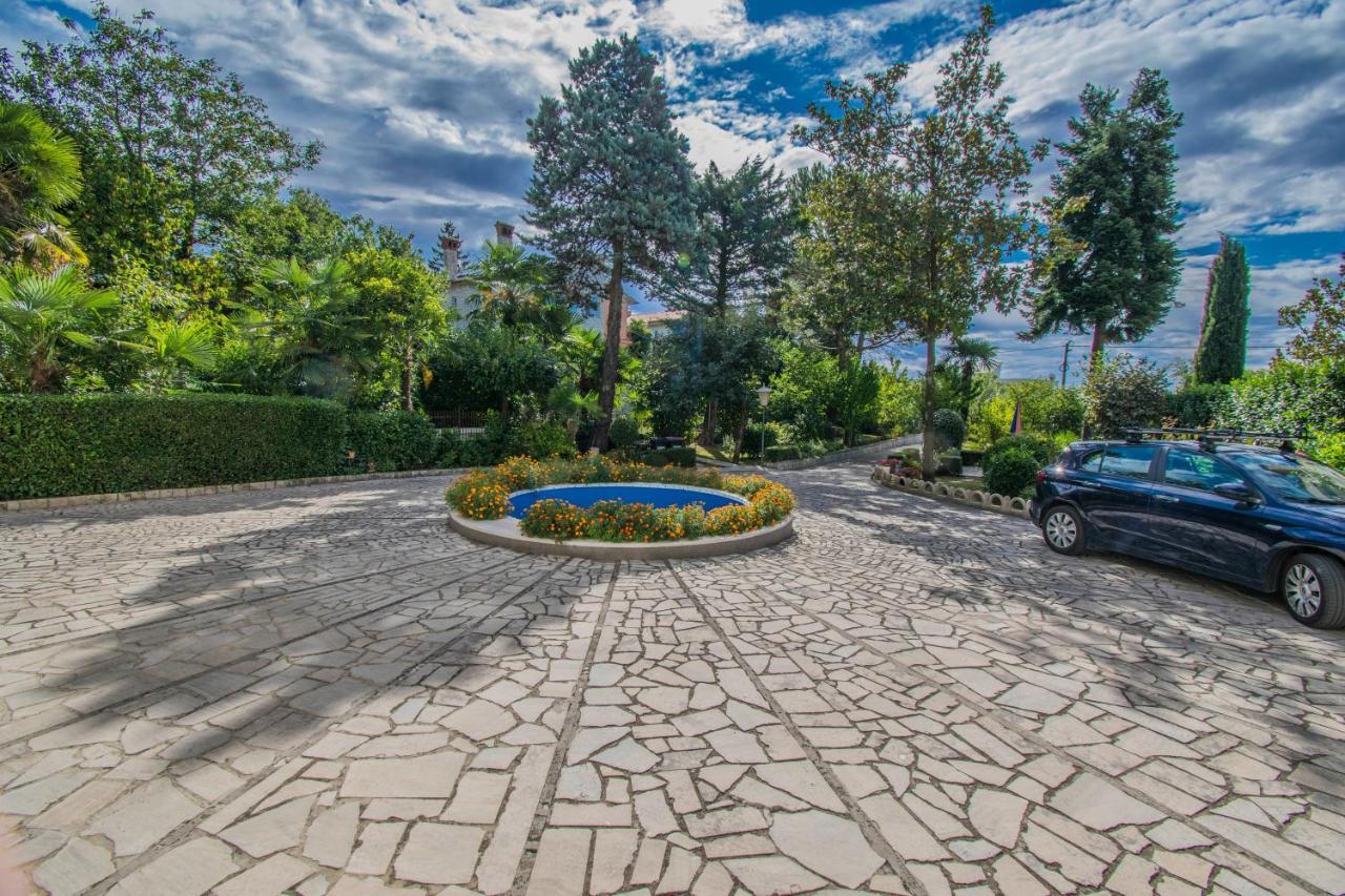 Apartments Anita Near Opatija With Private Parking Matulji Eksteriør billede