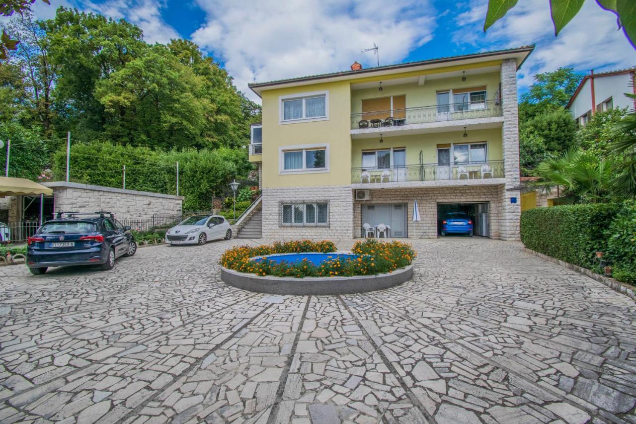 Apartments Anita Near Opatija With Private Parking Matulji Eksteriør billede