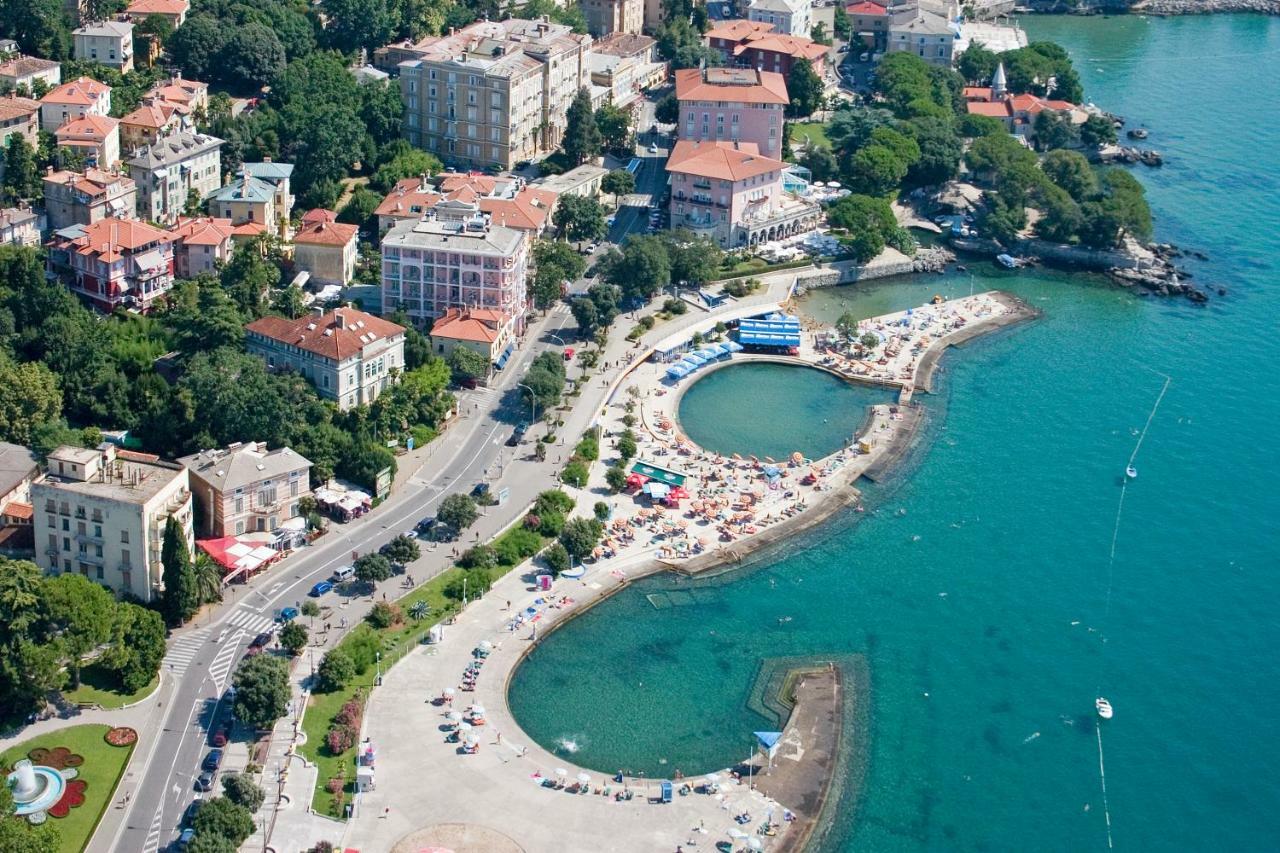 Apartments Anita Near Opatija With Private Parking Matulji Eksteriør billede