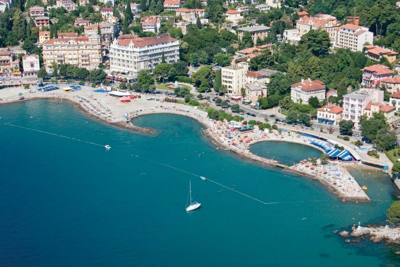 Apartments Anita Near Opatija With Private Parking Matulji Eksteriør billede